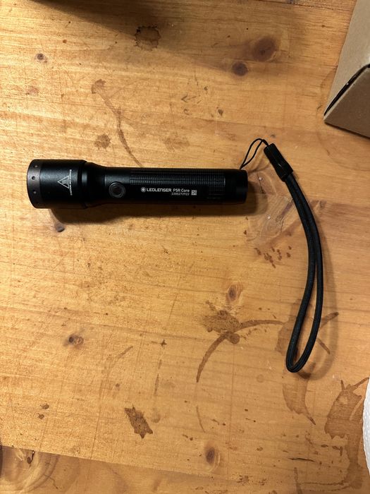 Lanterna Ledlenser P5R Core reincarcabila