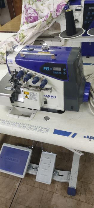 Распошивалка и оверлок.