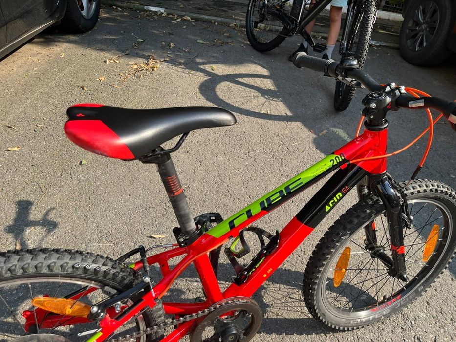 Vând bicicleta Cube in stare foarte buna