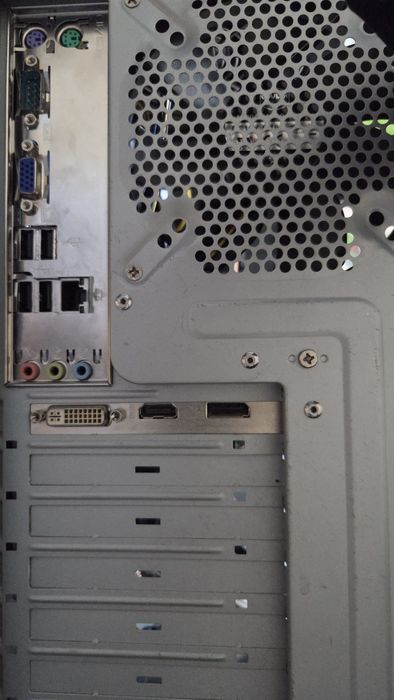 Настолен компютър