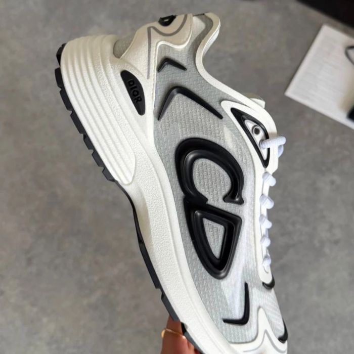 CD B30 "Triple Black&White"