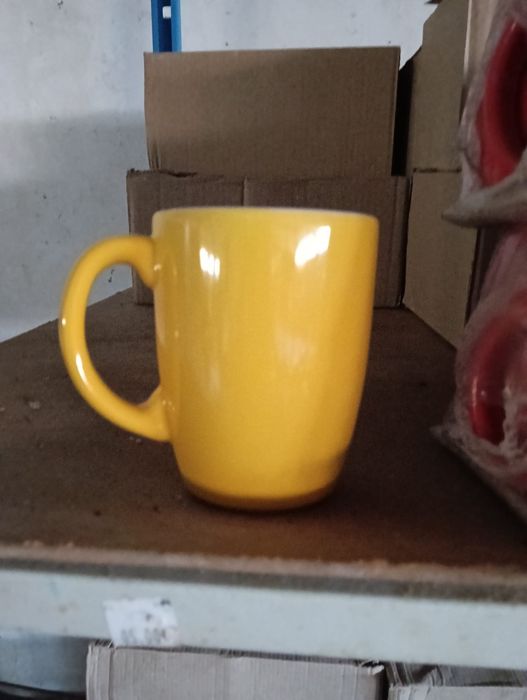 Căni diferite  culori noi