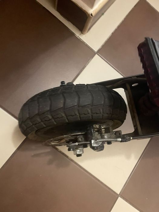 Vand trotineta Kukirin G 2