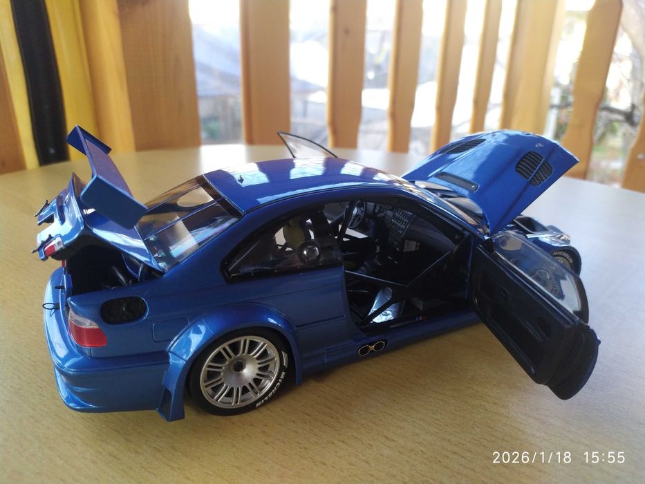 1:18 Метален модел на BMW M3 GTR Street Version Е46 - Minichamps
