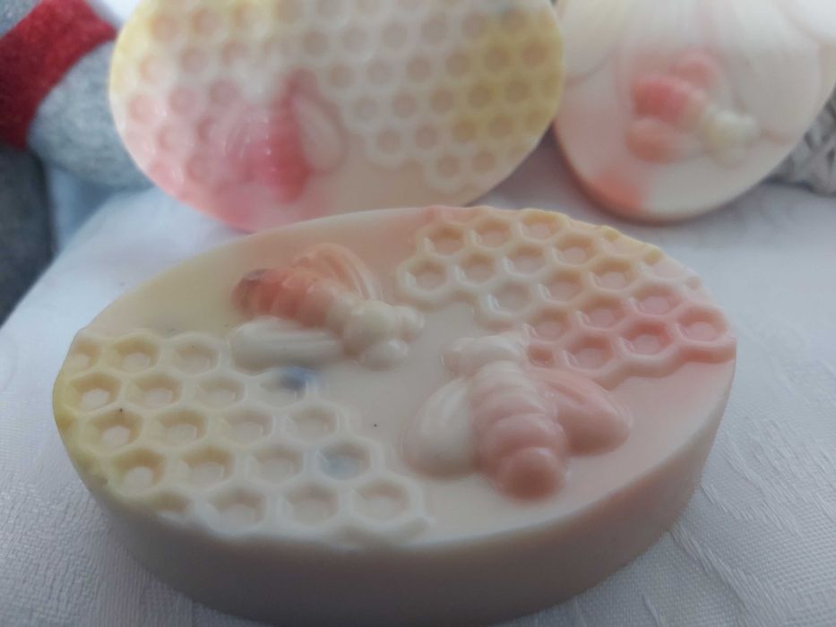 Ръчно изработени глицеринови сапуни