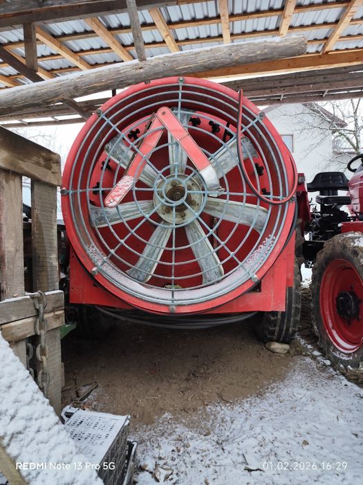 Vând atomizor stropit,pompa de stropit
