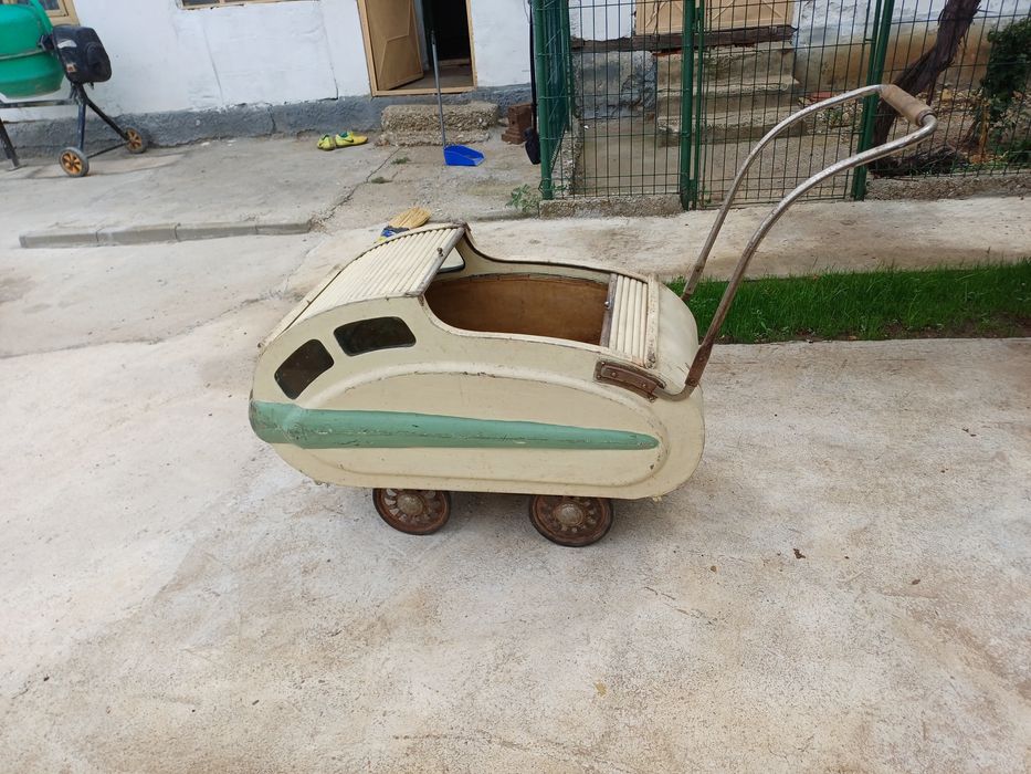 Căruț copil stare buna