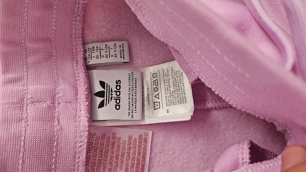 Pantaloni trening Adidas noi, mărimea 80
