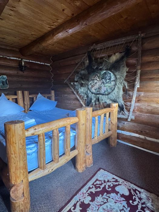 Cabane tutistice  + teren