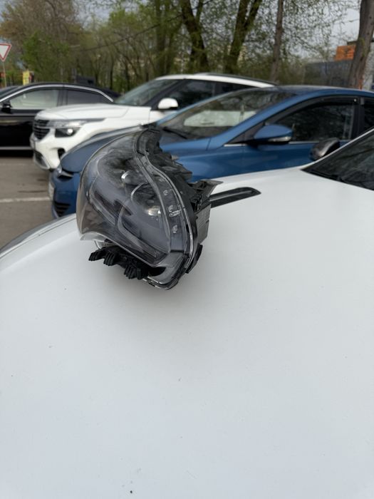 Фара kia stinger