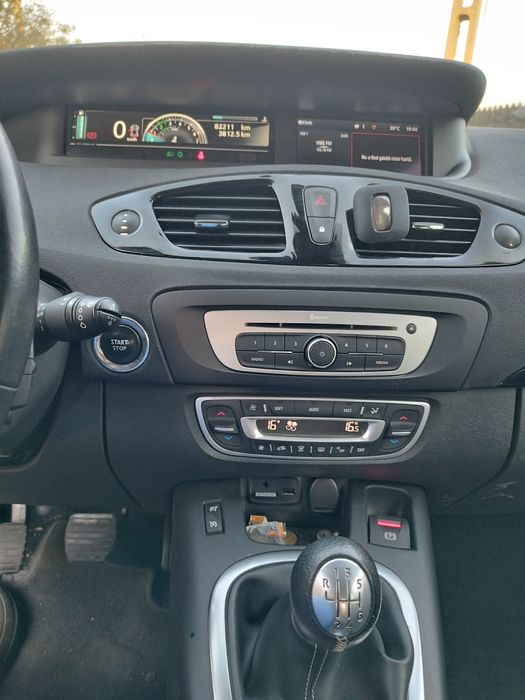 RENAULT Scenic 2014 — imagine 5