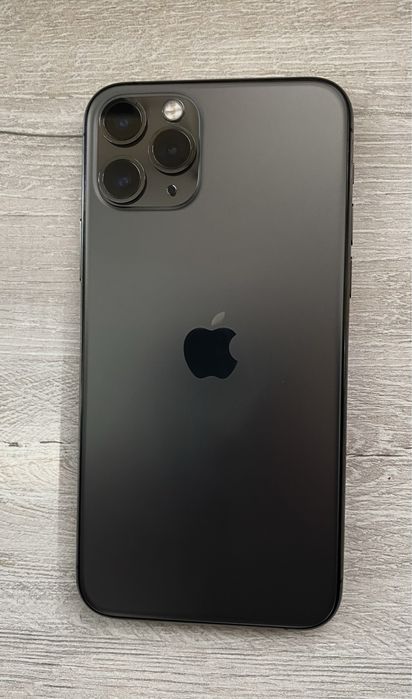 Iphone 11 pro srazi sotiladi !