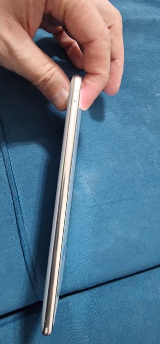 Продаётся смартфон Samsung Galaxy S10 lite