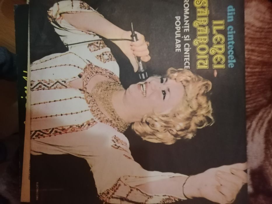 Vănd colecție de plăci