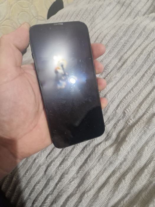 Продам айфон 14 черный