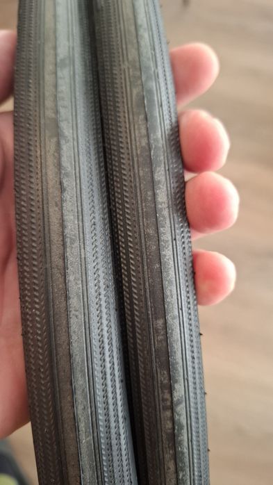 Гуми Giant 700/25c