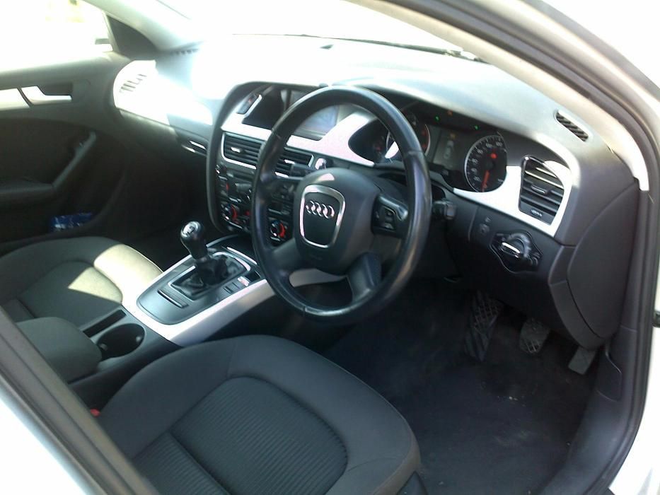 AUDI A4 2.0tdi B8 143k.c