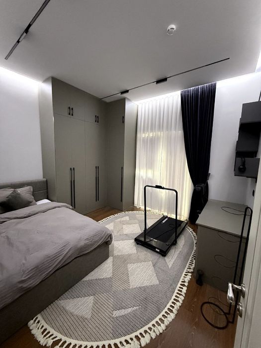 2-квартиры на одной площадке в  ЖК «Нур»  160м2+50кв.м напротив Алайск