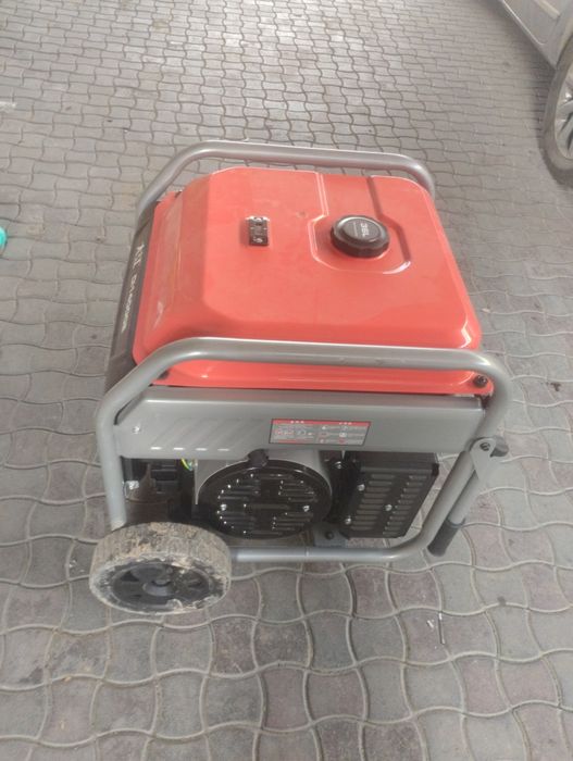 Дизелный генератор