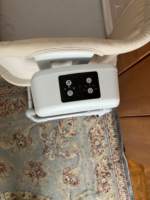 Электронная кроватка манеж