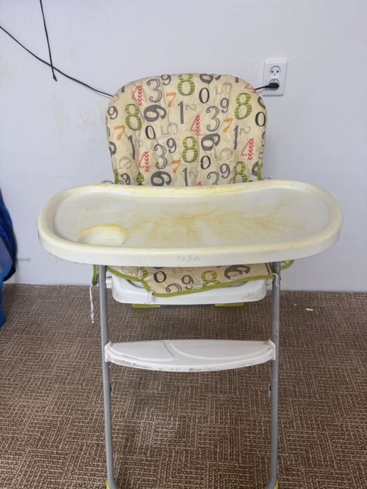 Продам стул для кормления