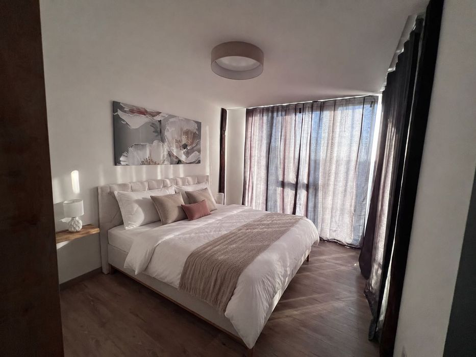 Premium, Nou, Central, Parcare subterană, View