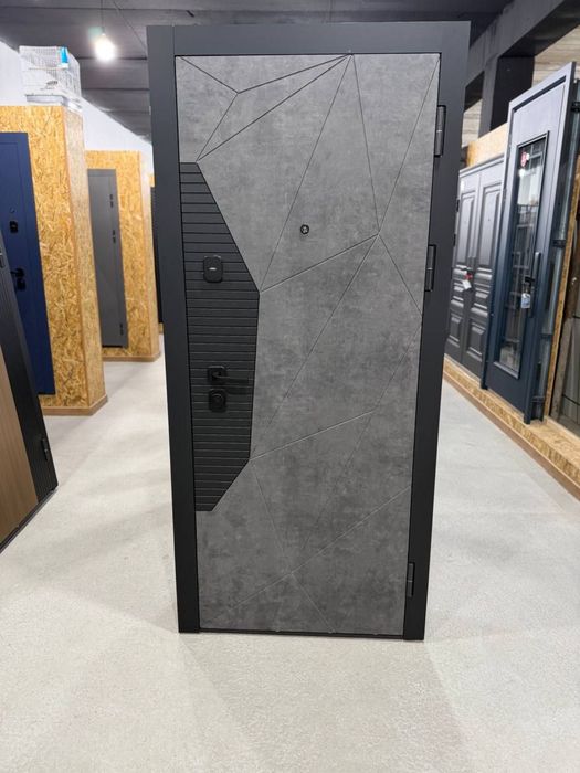 Оптом двери с склада Склад нархида ешиклар