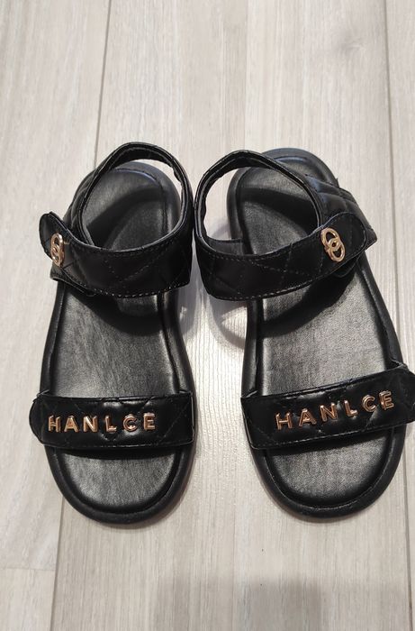 Новые сандали 32 размер