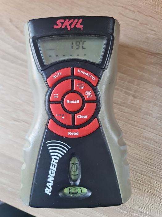 Telemetru laser Skil