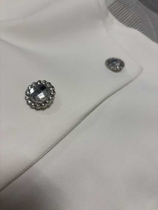 Бяла пола-панталон