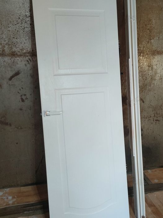 Продам бу деревянные двери