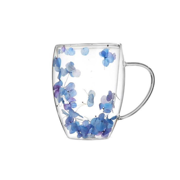 Елегантна чаша с двойно дъно вградени цветя в синьо дръжка, 350 мл