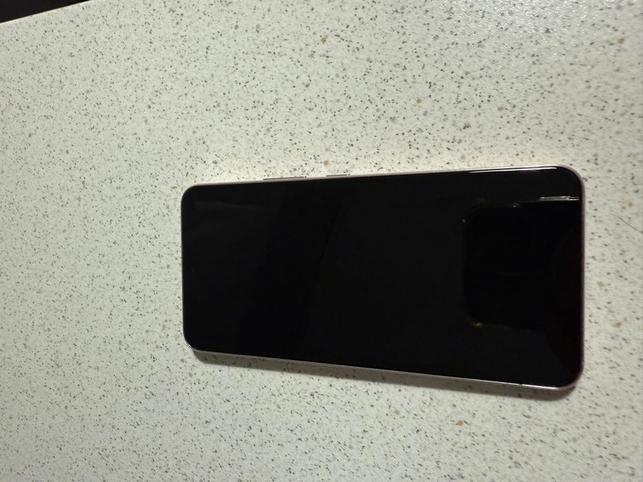 Telefon Samsung S22 pink