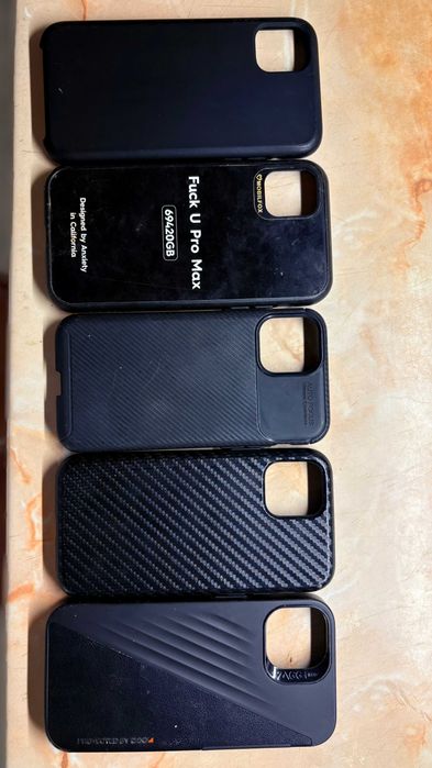 Lot 5 huse iPhone 11 Pro (5.8") – ZAGG, Mobilfox și alte modele