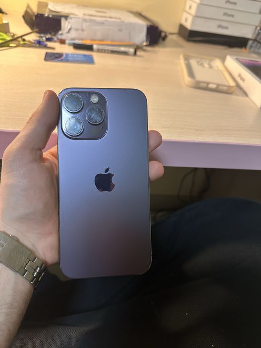 iPhone 14 pro max 100%