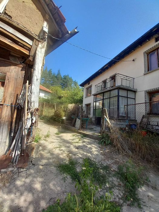 Продава се Къща в Самоков - 100 кв.м за 1275 €/кв.м - Снимка #2