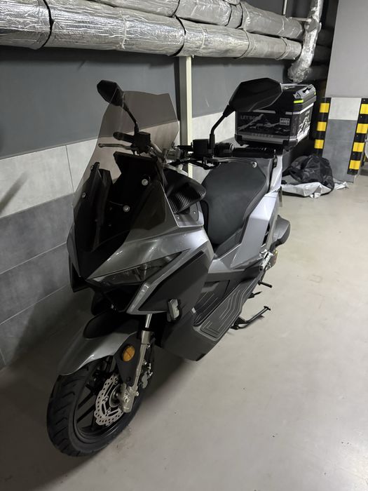 Продам скутер Lepard Osaca N max