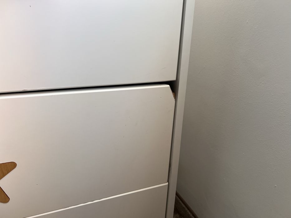 Comoda Masuta infasat
