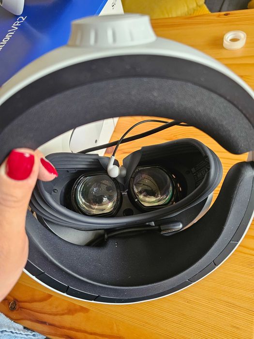 VR2 SONY Очила да виртуална реалност!