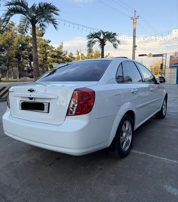 Jentra 2022 srochno sotiladi