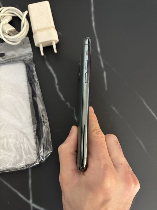 iPhone 11 Pro GreenMidnight impecabil