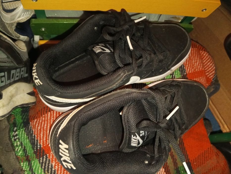 Кроссовки найк!!!