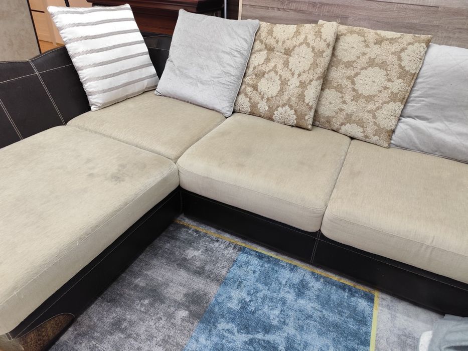 Продам диван. Качественный.