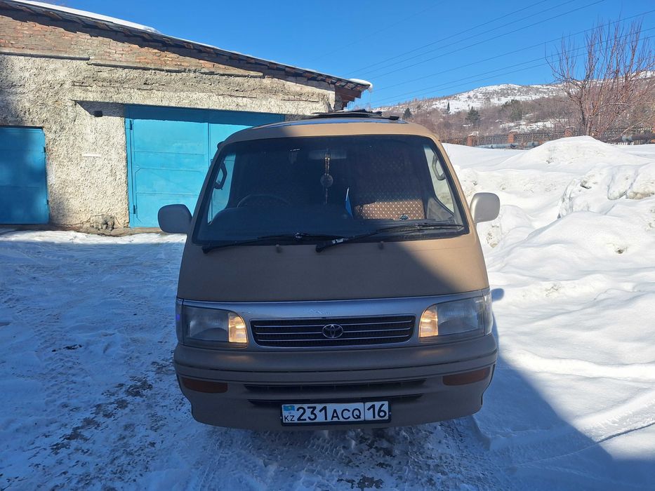 Продам тайота хайс 1996г.в