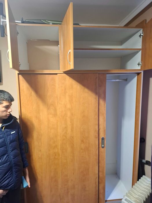 Гардероб свободно стоят или за вграждане