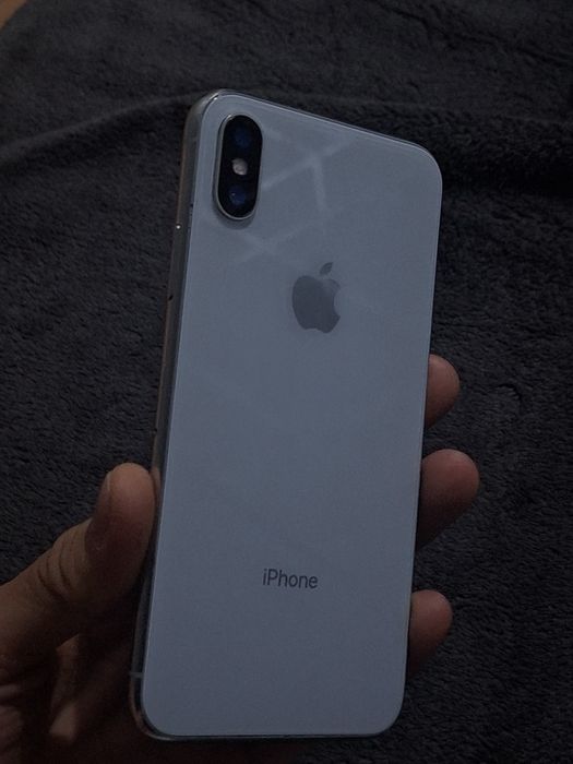 продам айфон X в идеале
