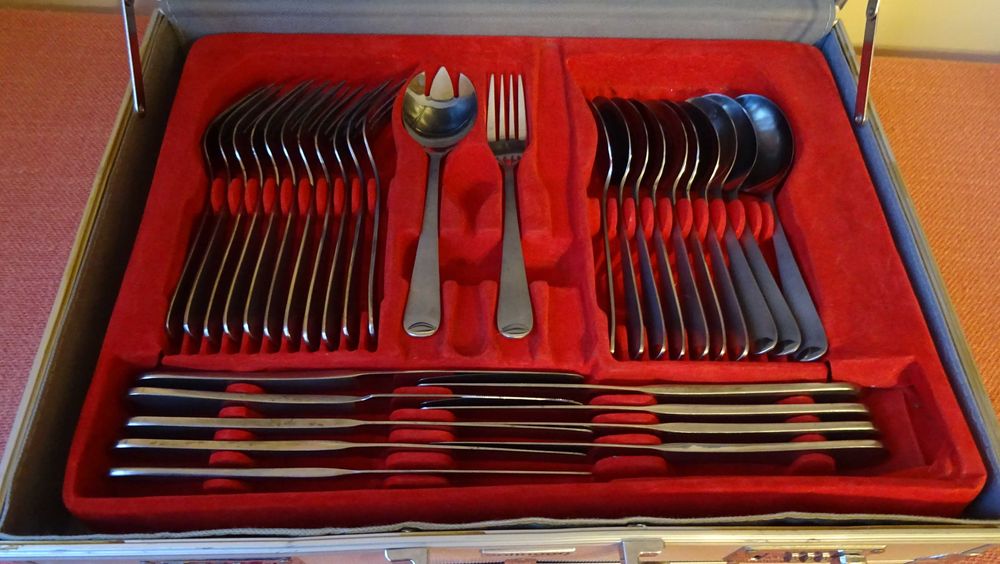 SOLINGEN луксозен комплект прибори за хранене