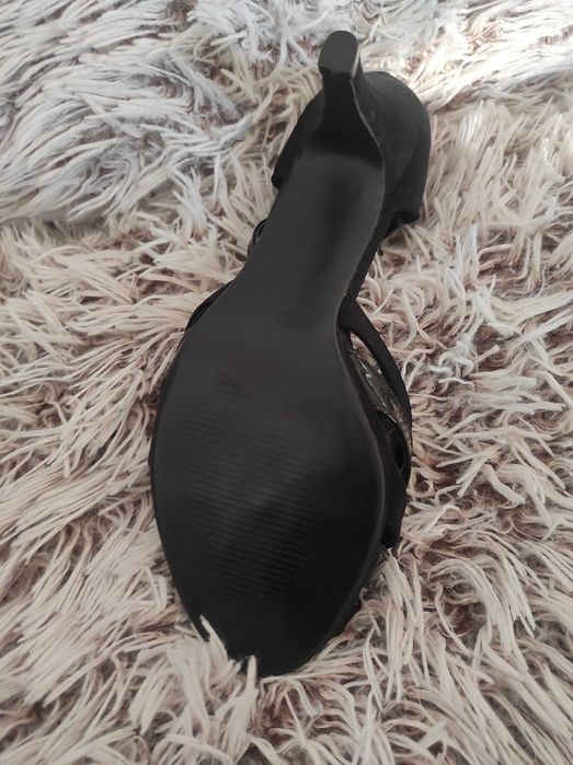 Елегантни Дамски ОБУВКИ