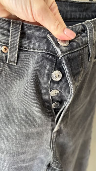 Продам джинсы Levi’s 501. Оригинал.