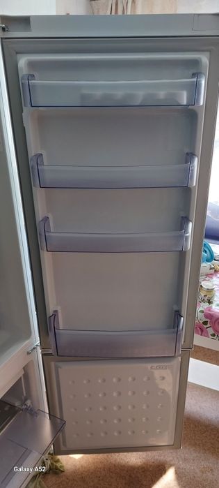 Продам холодильник Веко